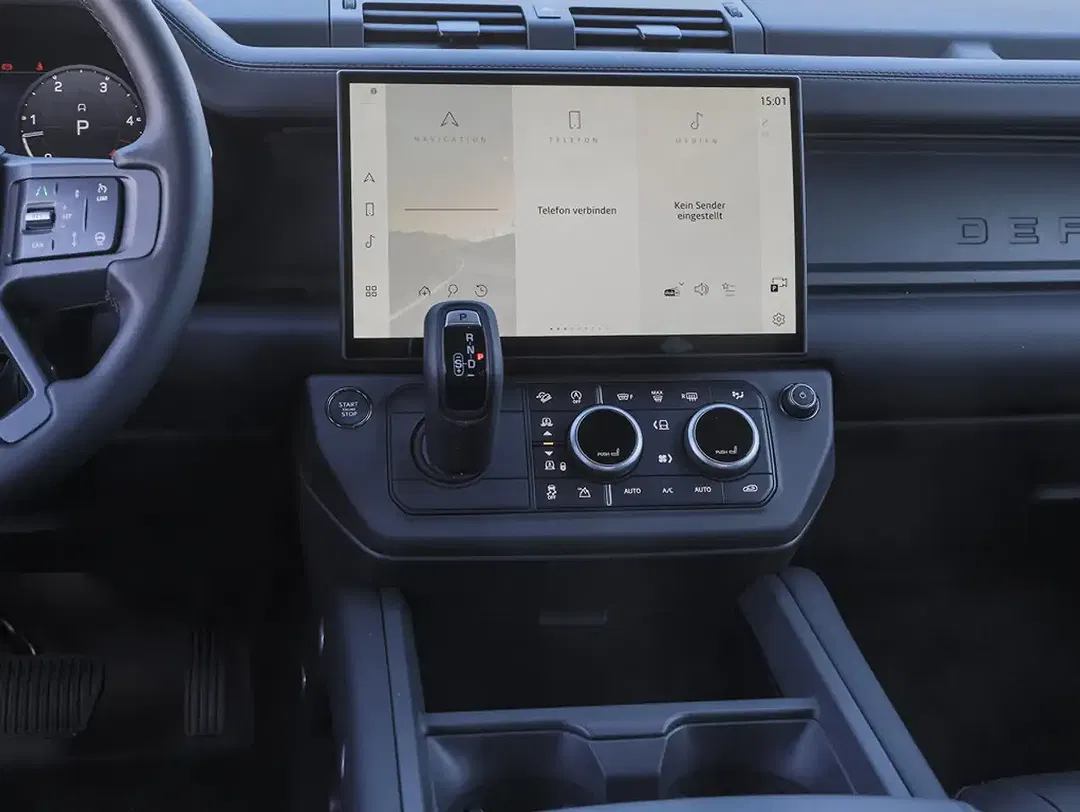 Land Rover Defender - Thumbnail 11