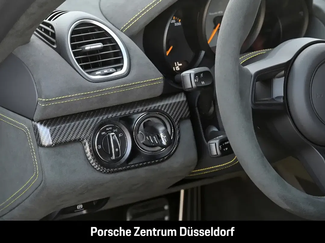 Porsche 718 Spyder - Thumbnail 11