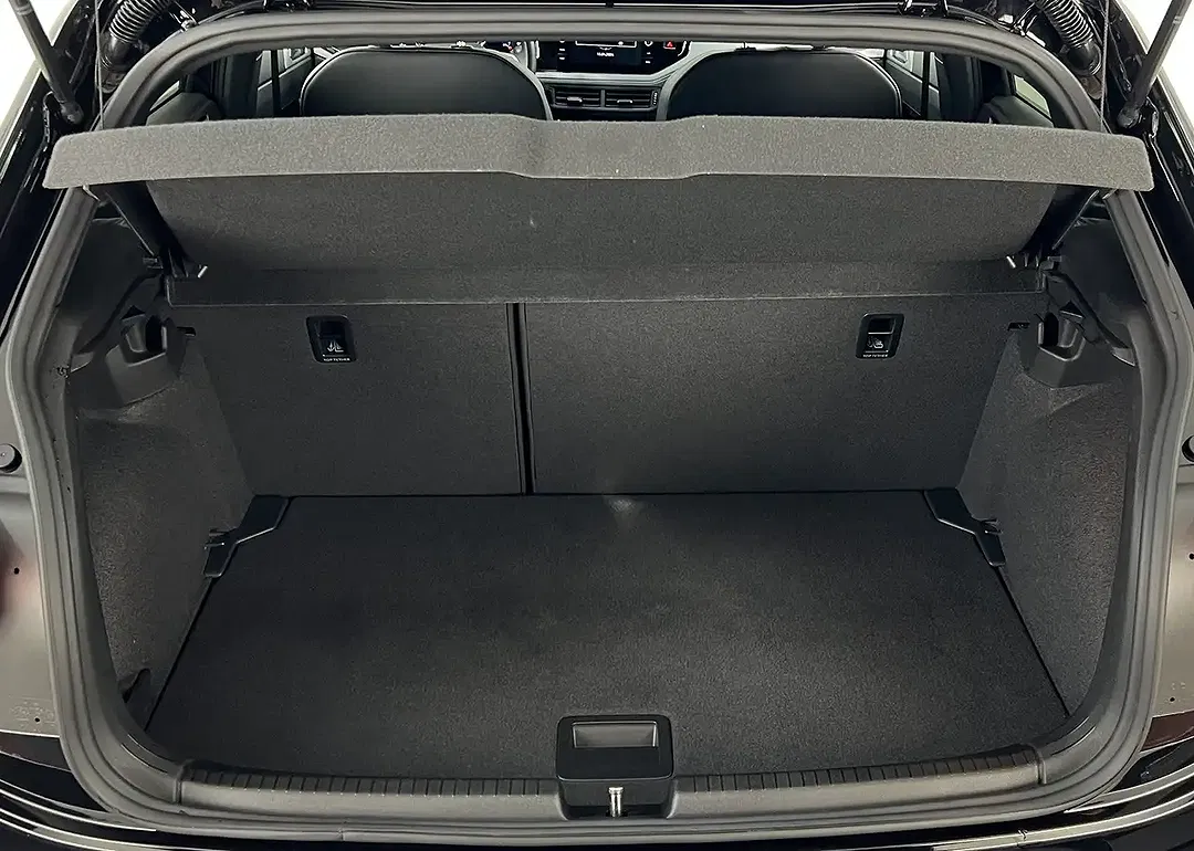 Volkswagen Polo - Thumbnail 13