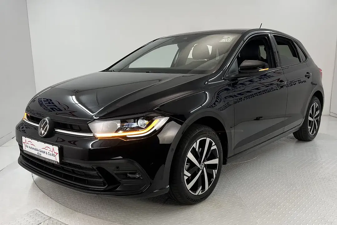 Volkswagen Polo - Thumbnail 2