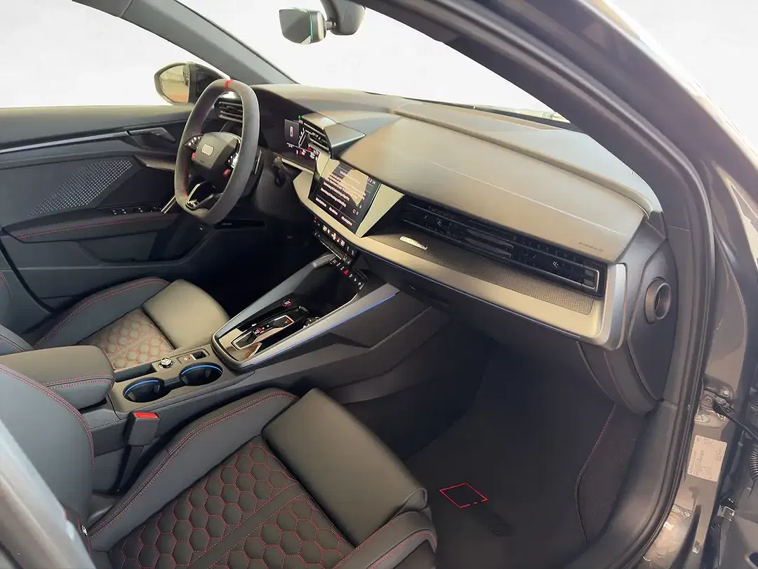 Audi RS3 - Thumbnail 8