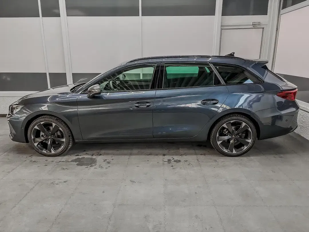CUPRA Leon - Thumbnail 2