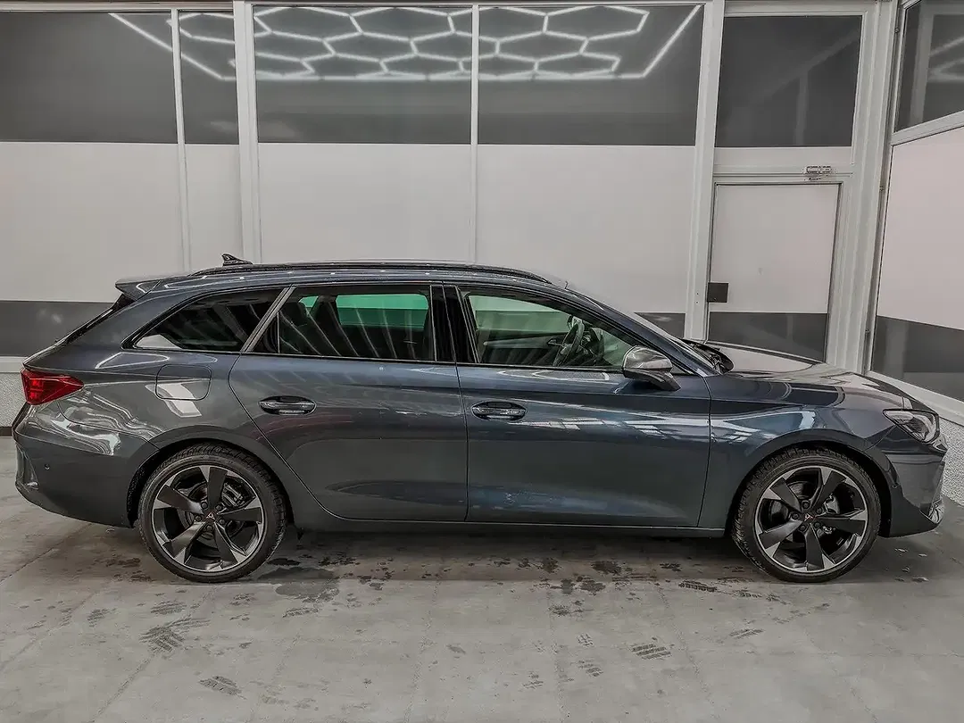 CUPRA Leon - Thumbnail 4