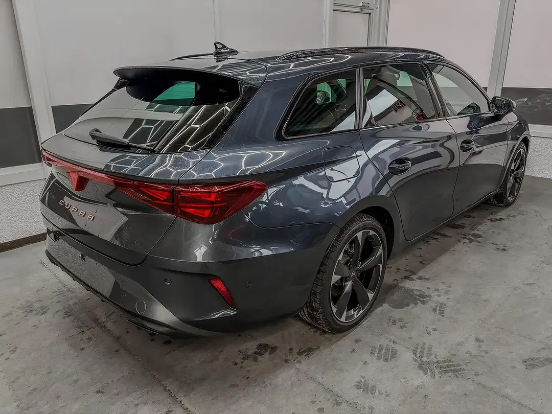 CUPRA Leon - Thumbnail 5
