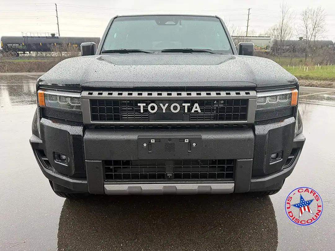 Toyota Land Cruiser - Thumbnail 4