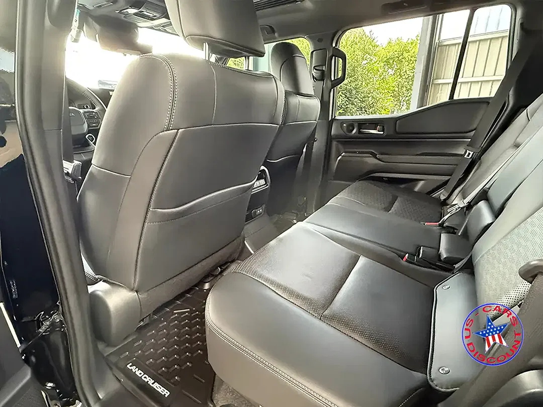 Toyota Land Cruiser - Thumbnail 9