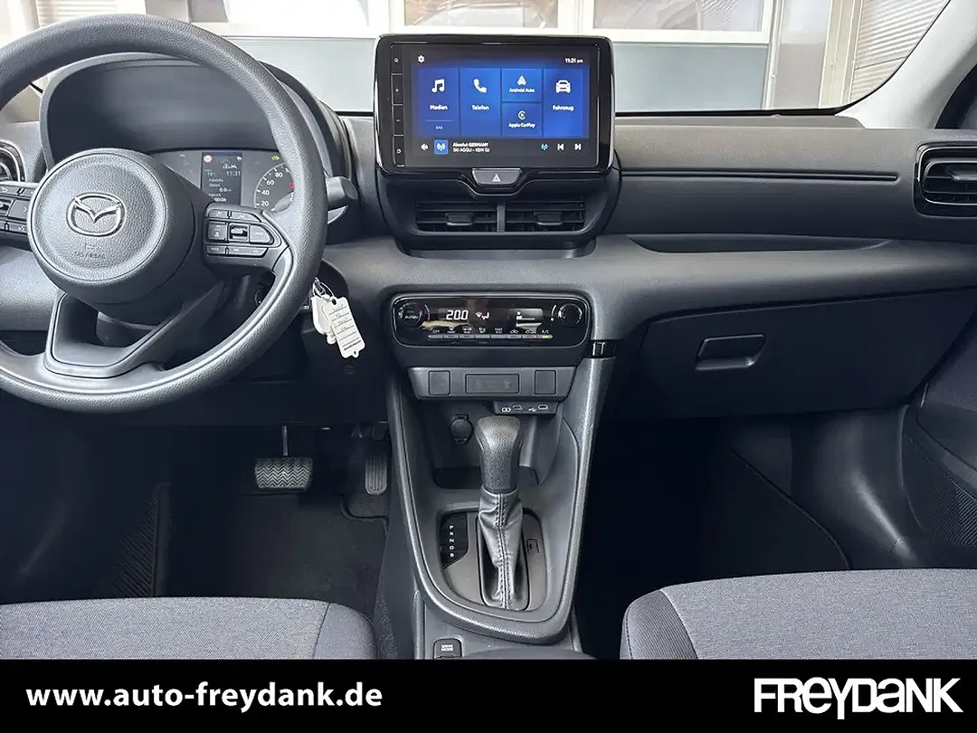 Mazda 2 - Thumbnail 12