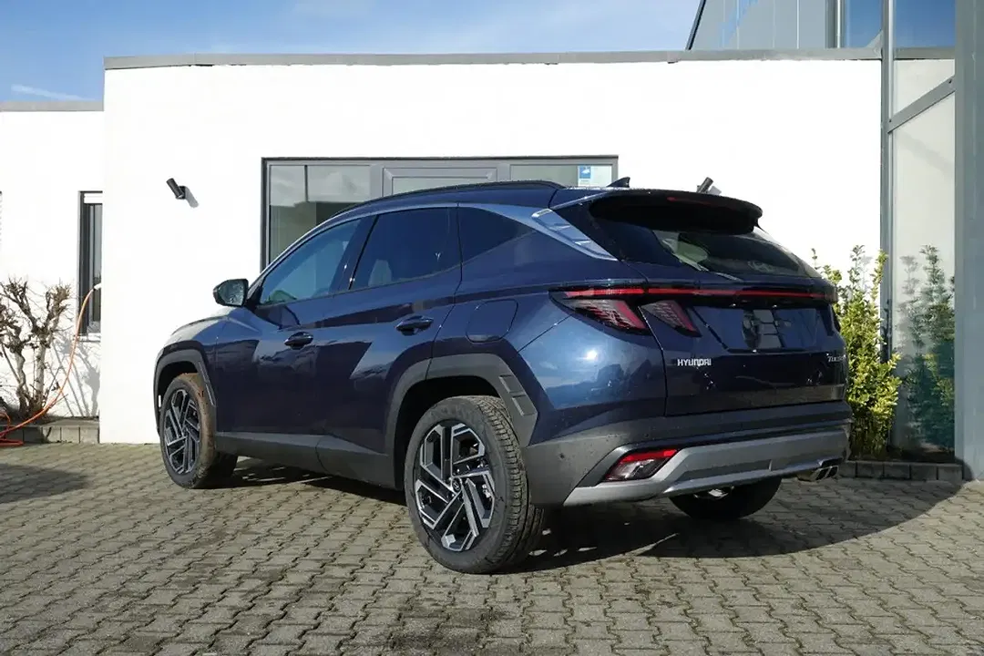 Hyundai TUCSON - Thumbnail 3