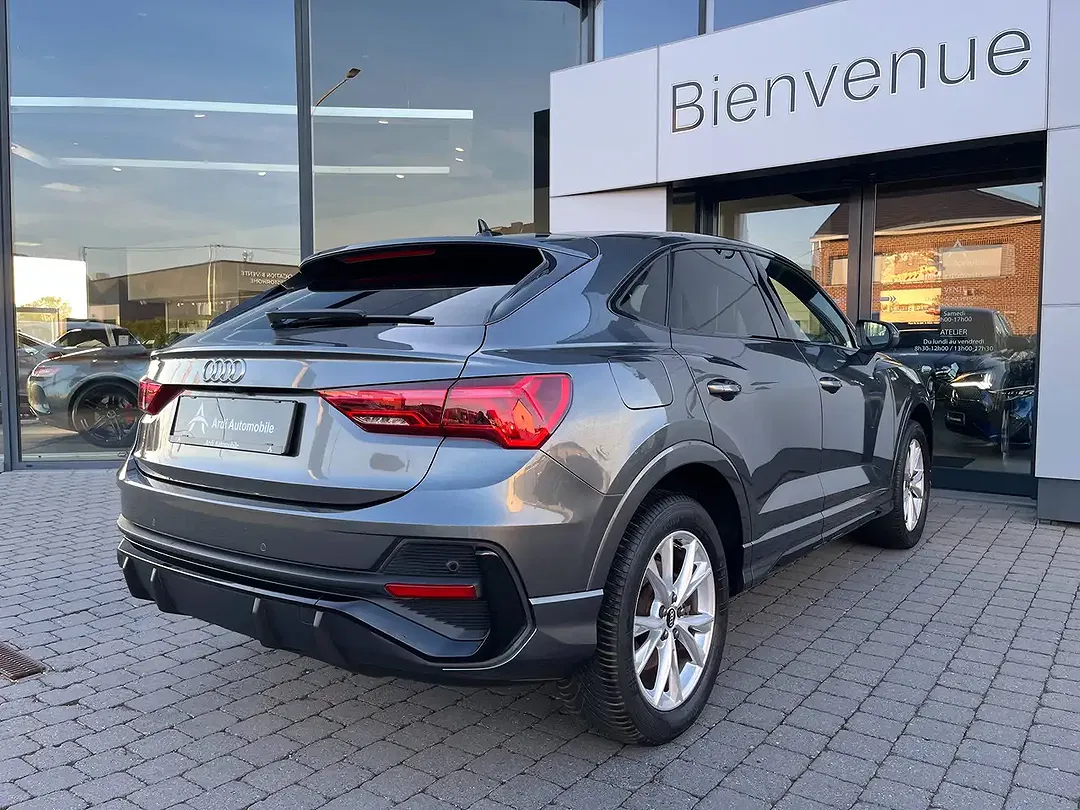 Audi Q3 - Thumbnail 4