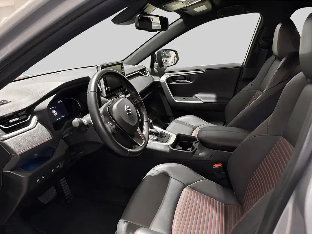Suzuki Across - Thumbnail 8