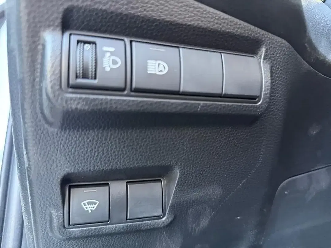 Toyota Corolla Cross - Thumbnail 20