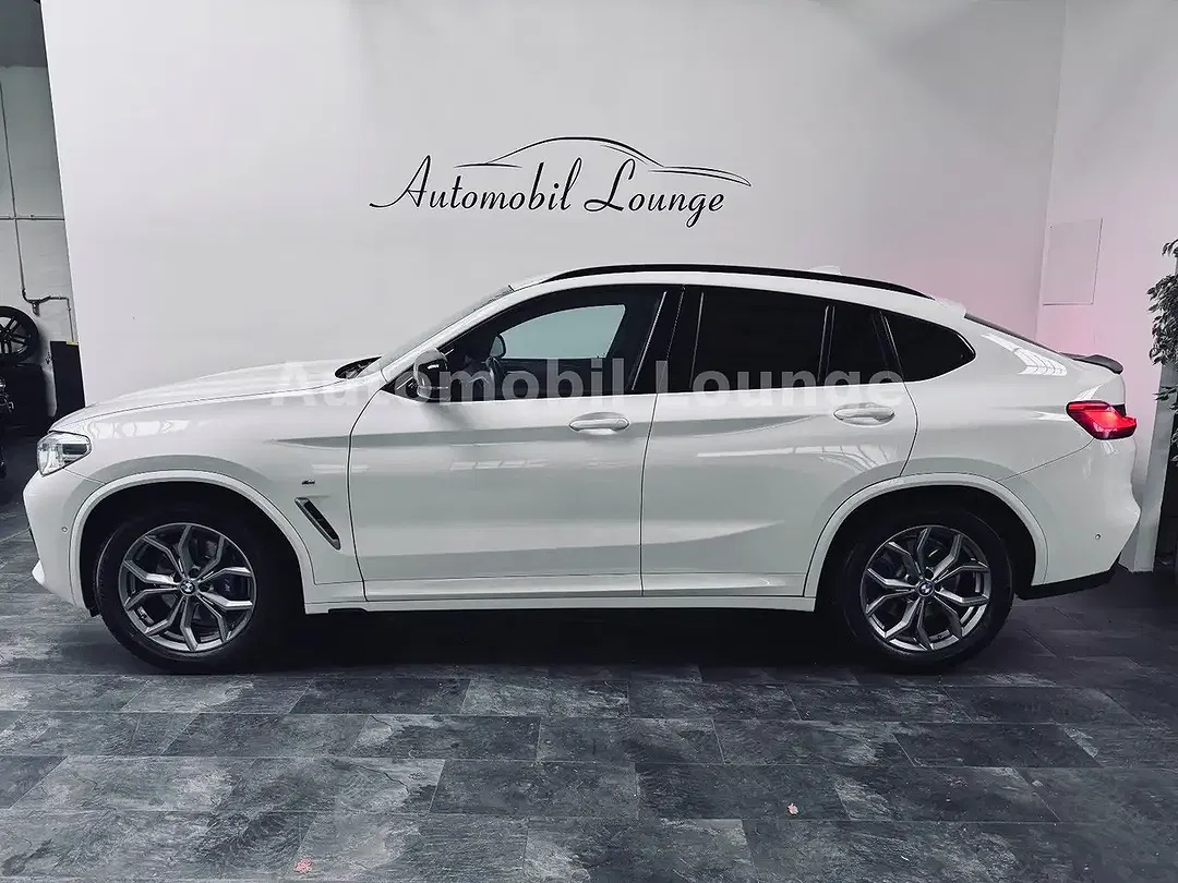 BMW X4 M - Thumbnail 3