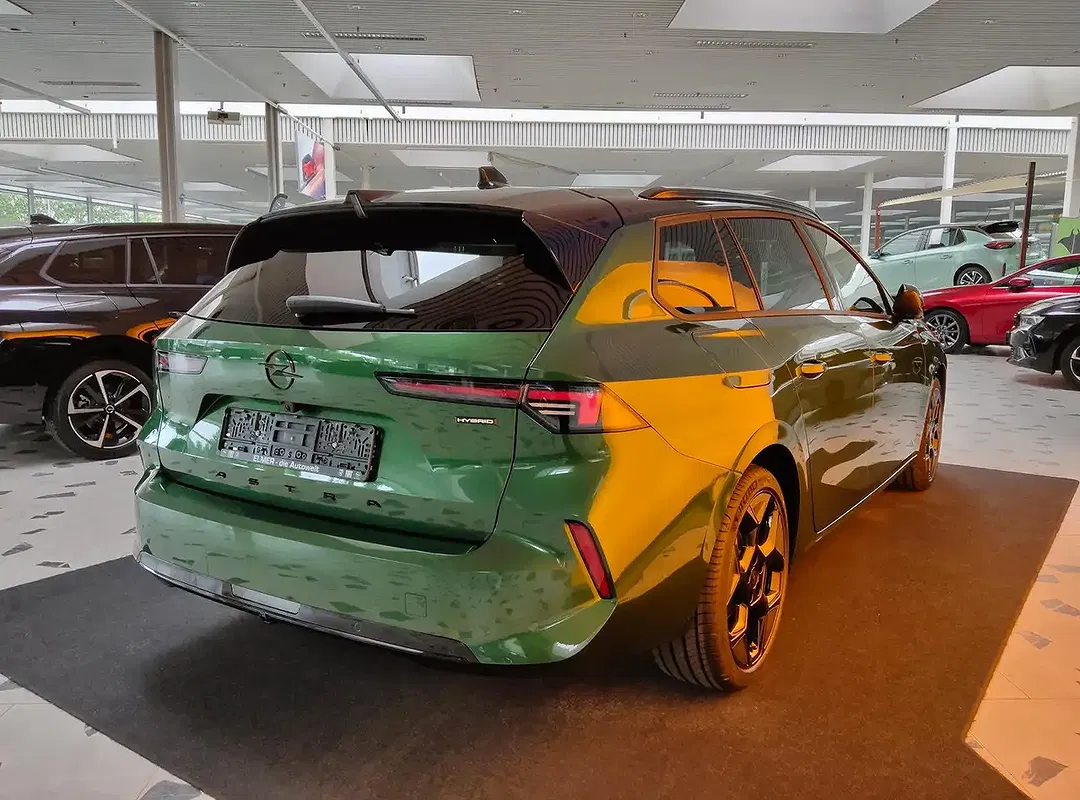 Opel Astra - Thumbnail 8
