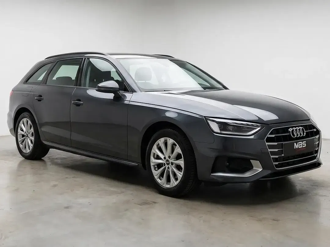Audi A4 - Thumbnail 2