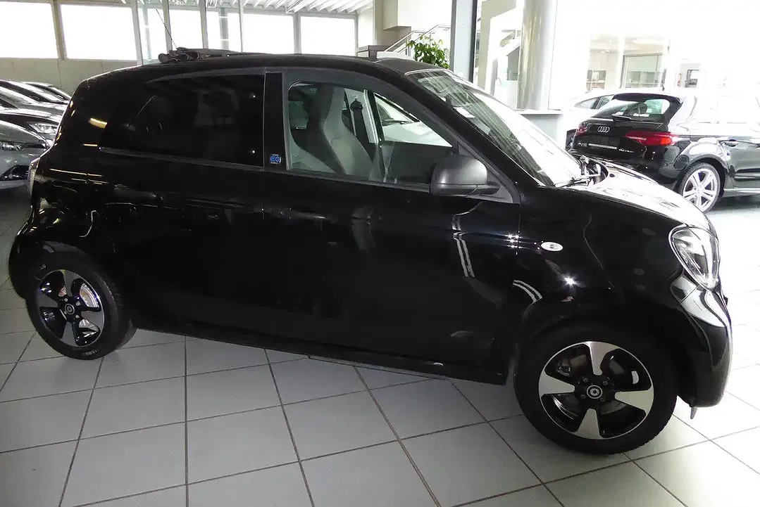 smart forFour - Thumbnail 3