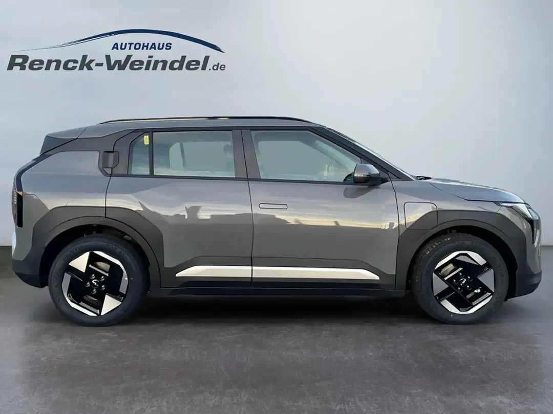 Kia EV3 - Thumbnail 6