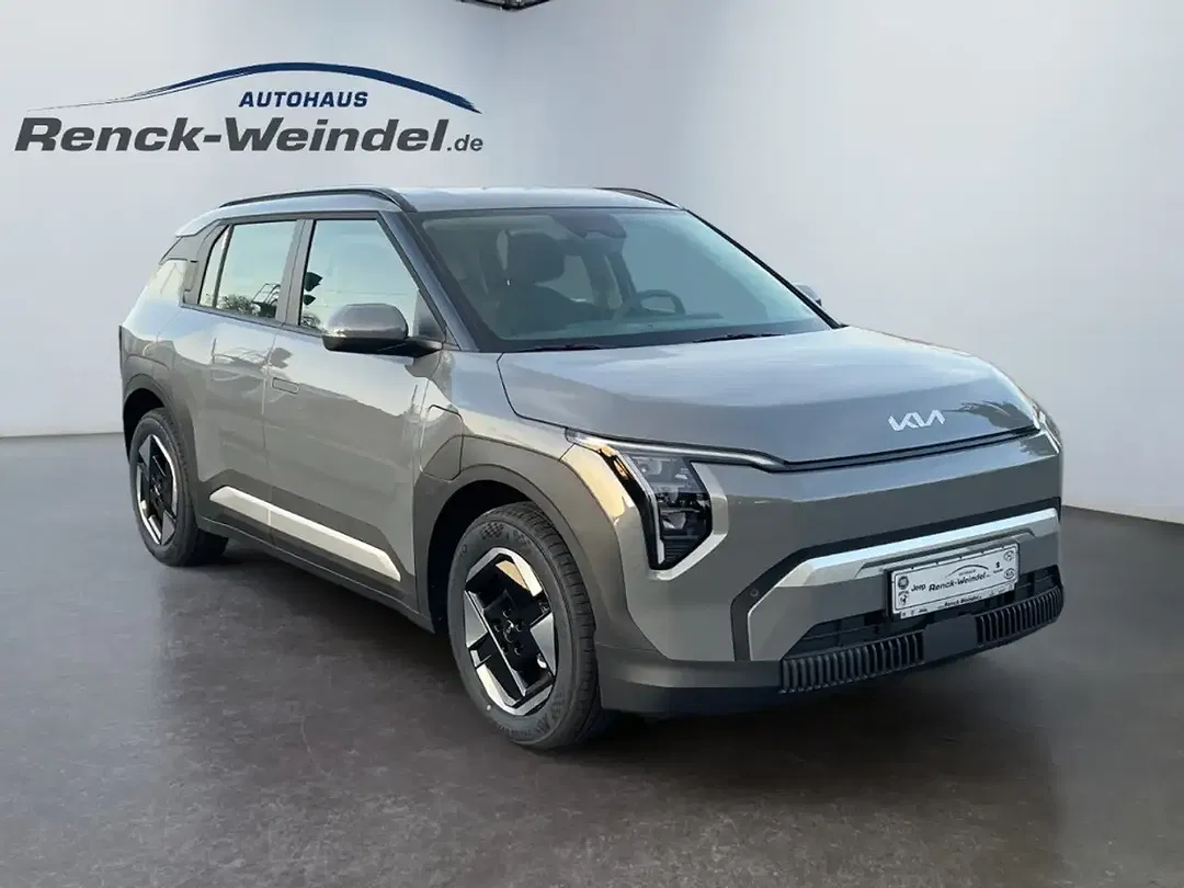 Kia EV3 - Thumbnail 7