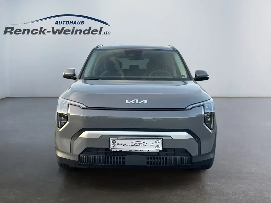 Kia EV3 - Thumbnail 8