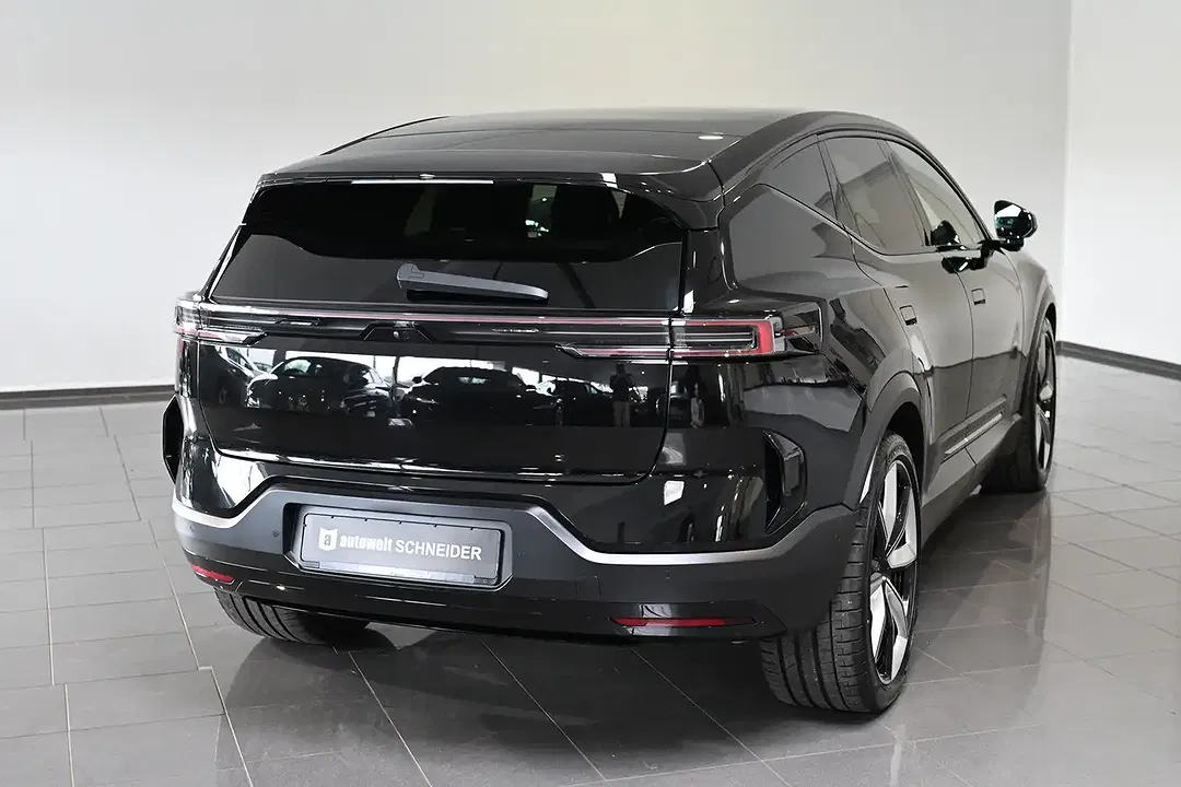 Polestar 3 - Thumbnail 2
