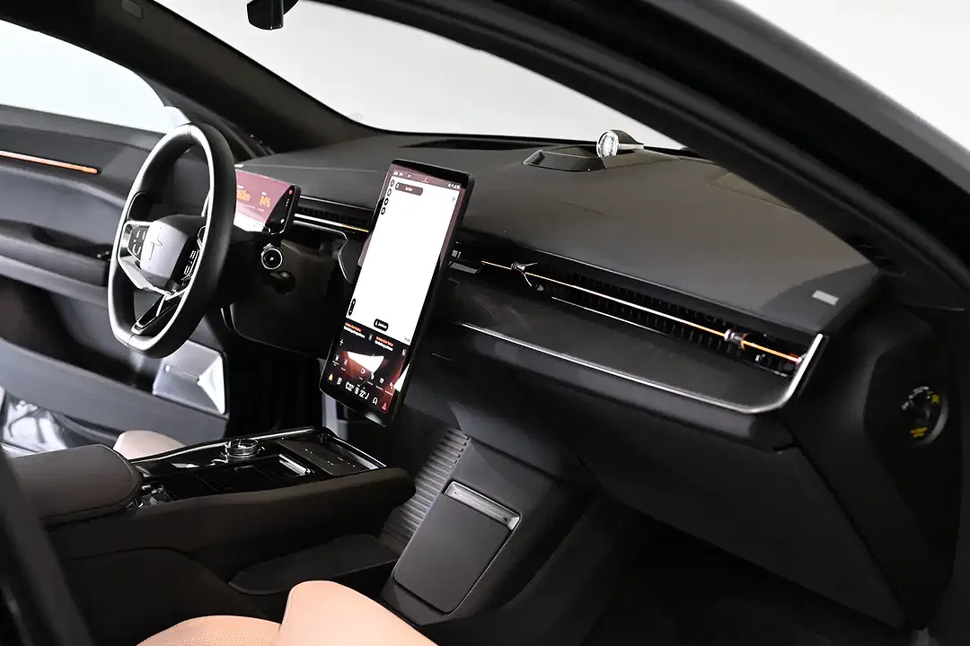 Polestar 3 - Thumbnail 9