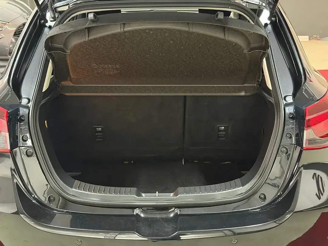 Mazda 2 - Thumbnail 10