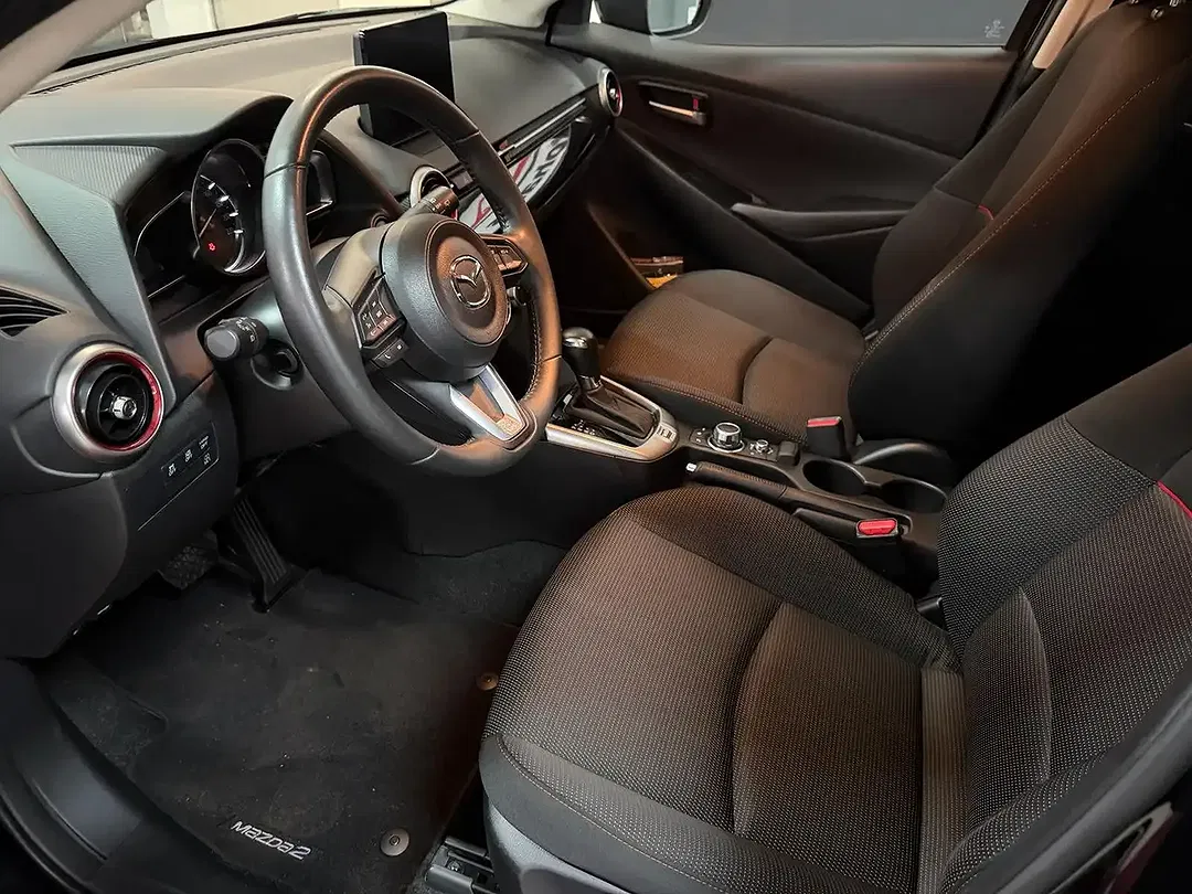 Mazda 2 - Thumbnail 13
