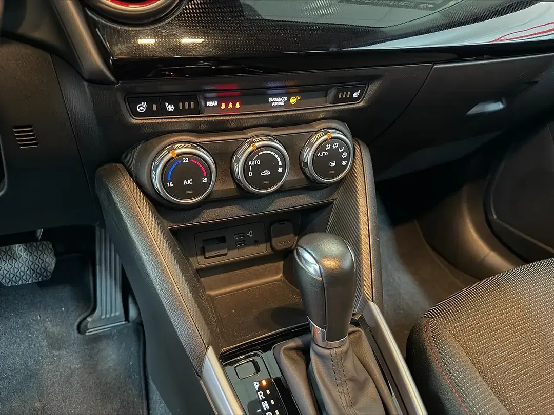 Mazda 2 - Thumbnail 16