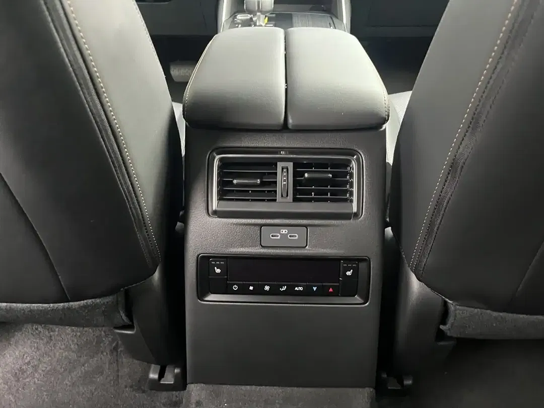 Mazda CX-80 - Thumbnail 11