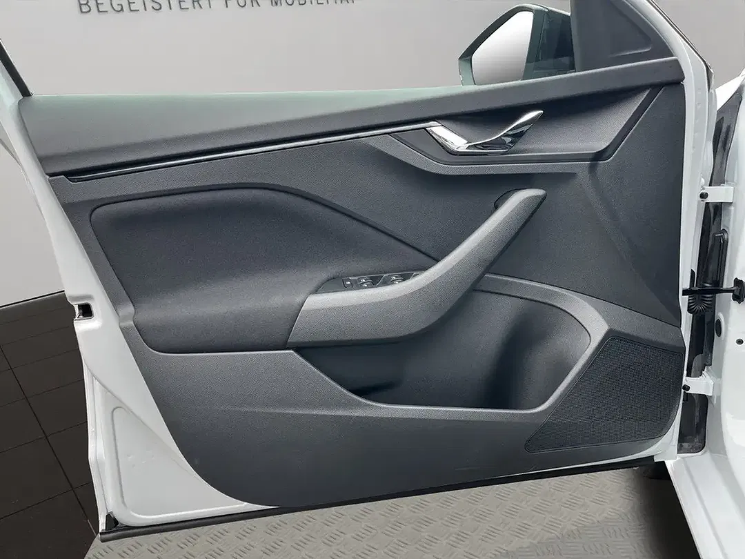 Skoda Scala - Thumbnail 10