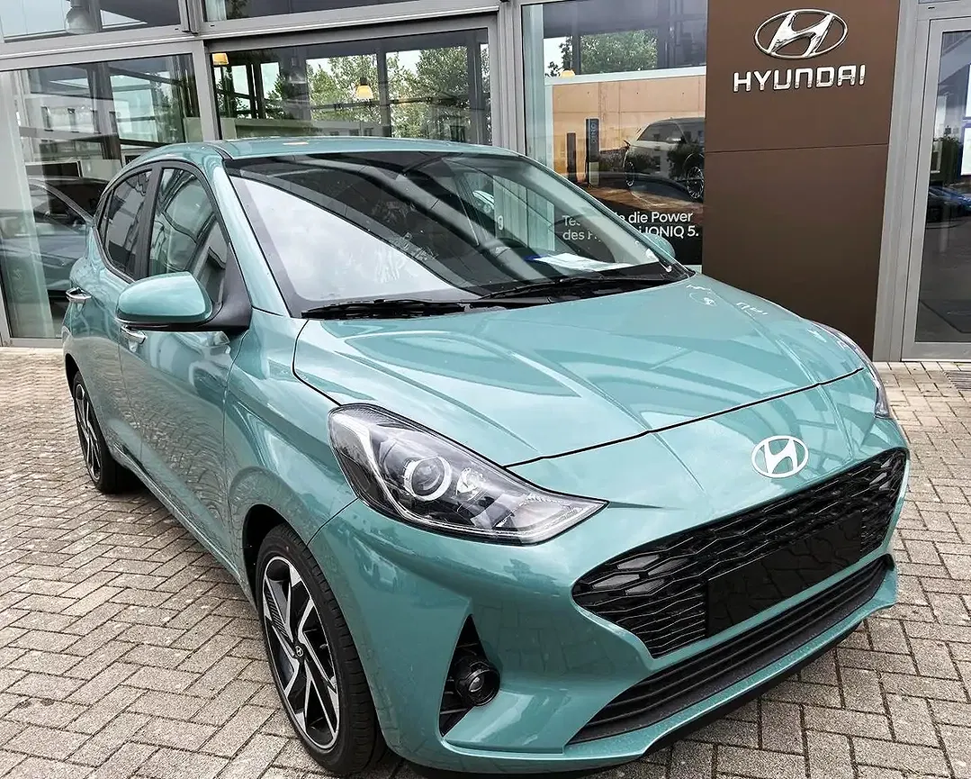 Hyundai i10 - Thumbnail 2