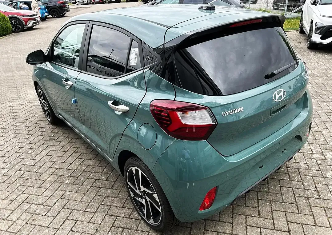 Hyundai i10 - Thumbnail 8