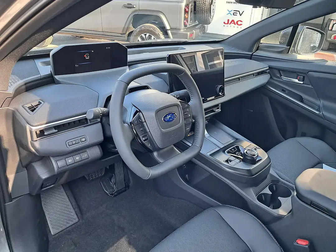 Subaru Solterra - Thumbnail 10