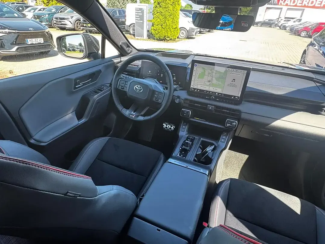 Toyota RAV 4 - Thumbnail 10