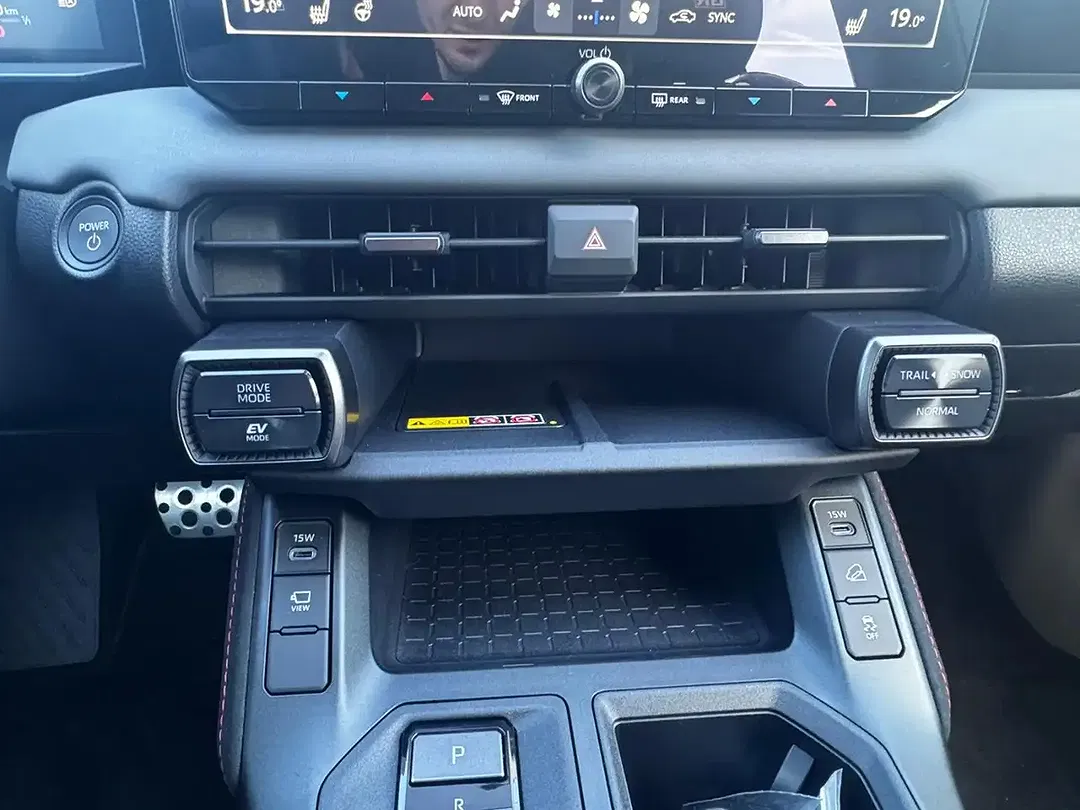 Toyota RAV 4 - Thumbnail 19