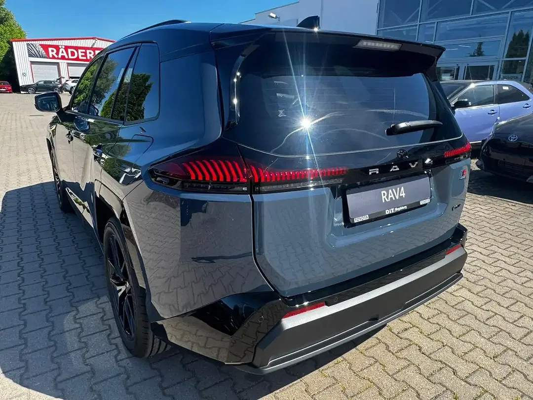 Toyota RAV 4 - Thumbnail 2
