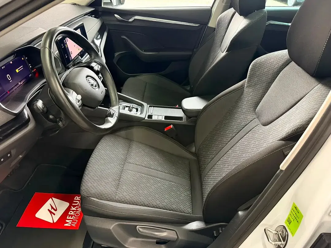 Skoda Octavia - Thumbnail 11