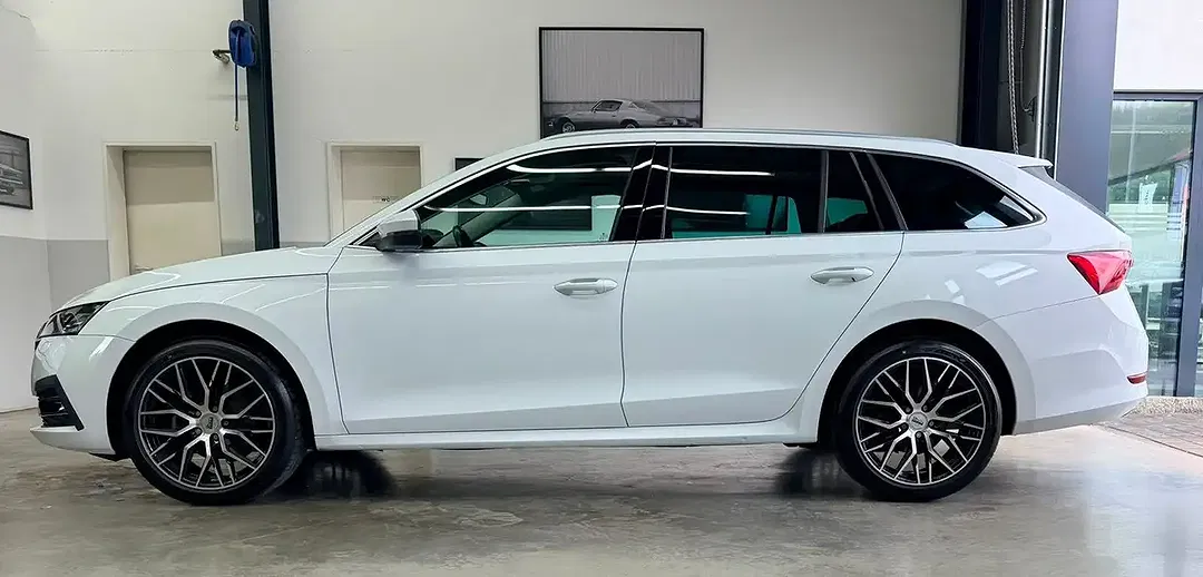 Skoda Octavia - Thumbnail 2