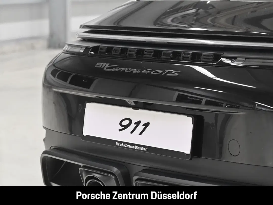Porsche 992 - Thumbnail 10