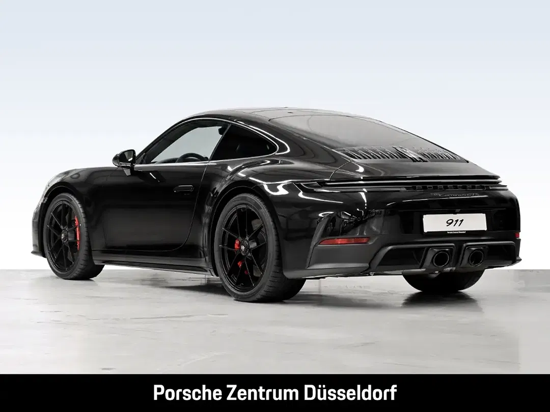 Porsche 992 - Thumbnail 3