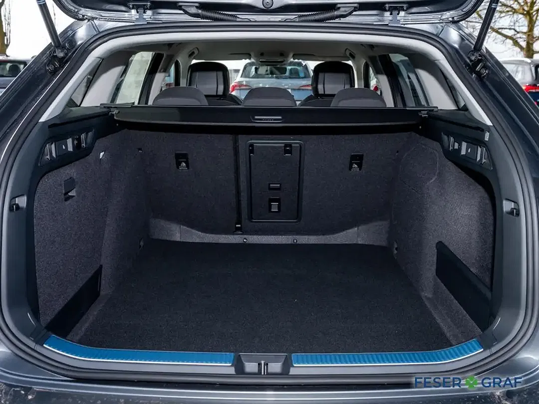 Skoda Superb - Thumbnail 9