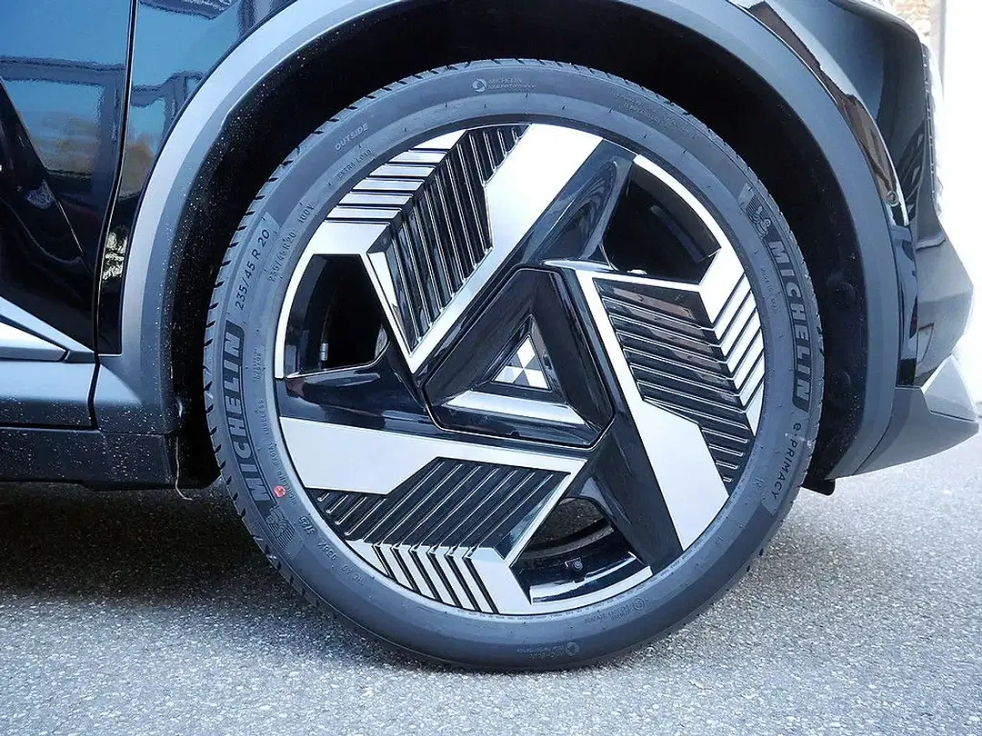 Mitsubishi Eclipse Cross - Thumbnail 6