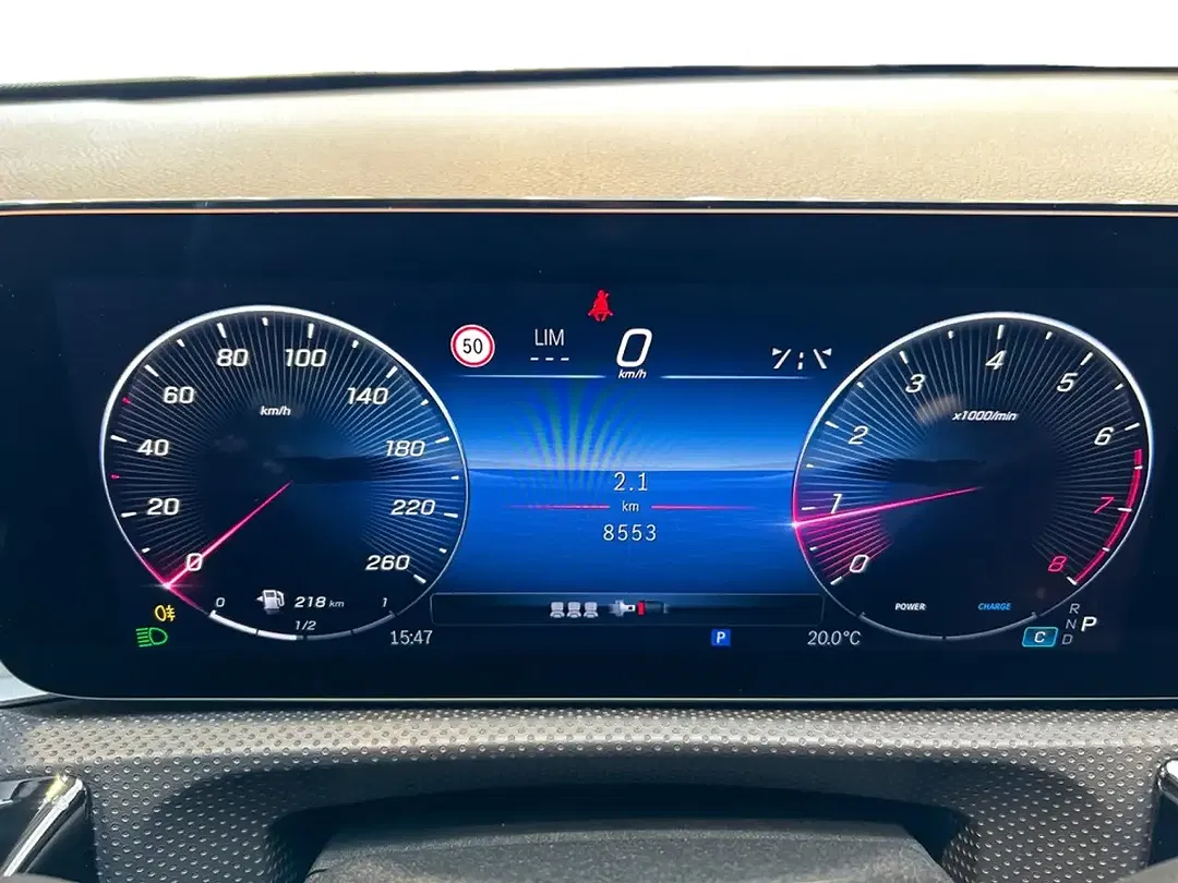 Mercedes-Benz A 200 - Thumbnail 9