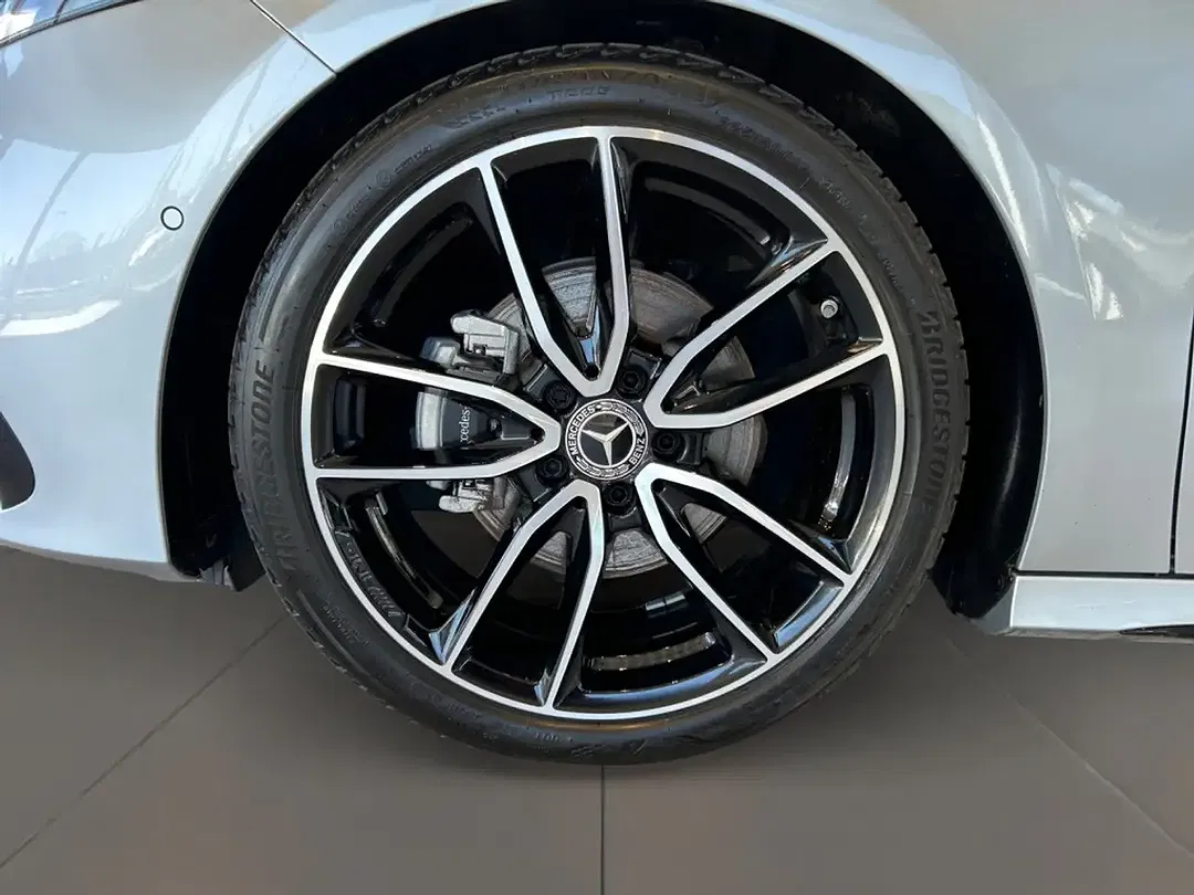 Mercedes-Benz A 200 - Thumbnail 8