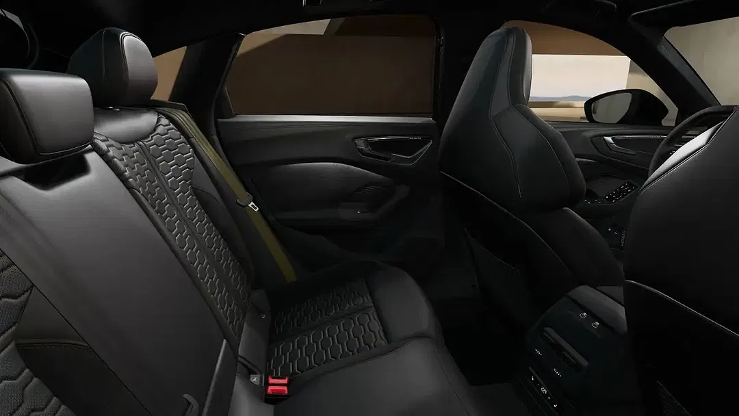 Audi RS5 - Thumbnail 11