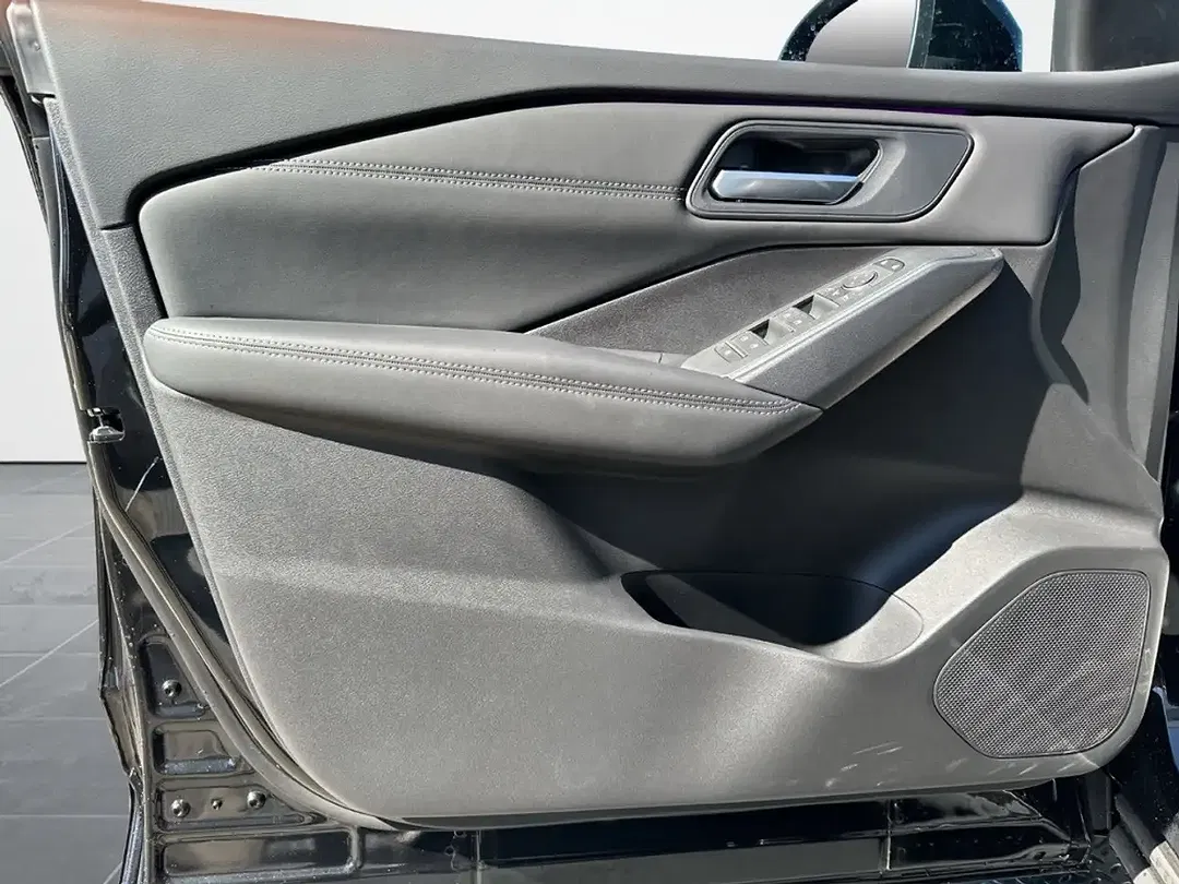 Nissan Qashqai - Thumbnail 8