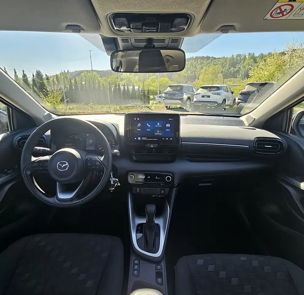 Mazda 2 - Thumbnail 10
