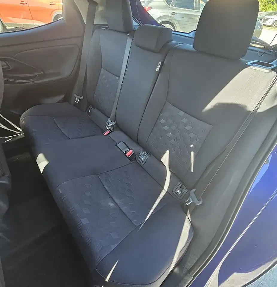 Mazda 2 - Thumbnail 11