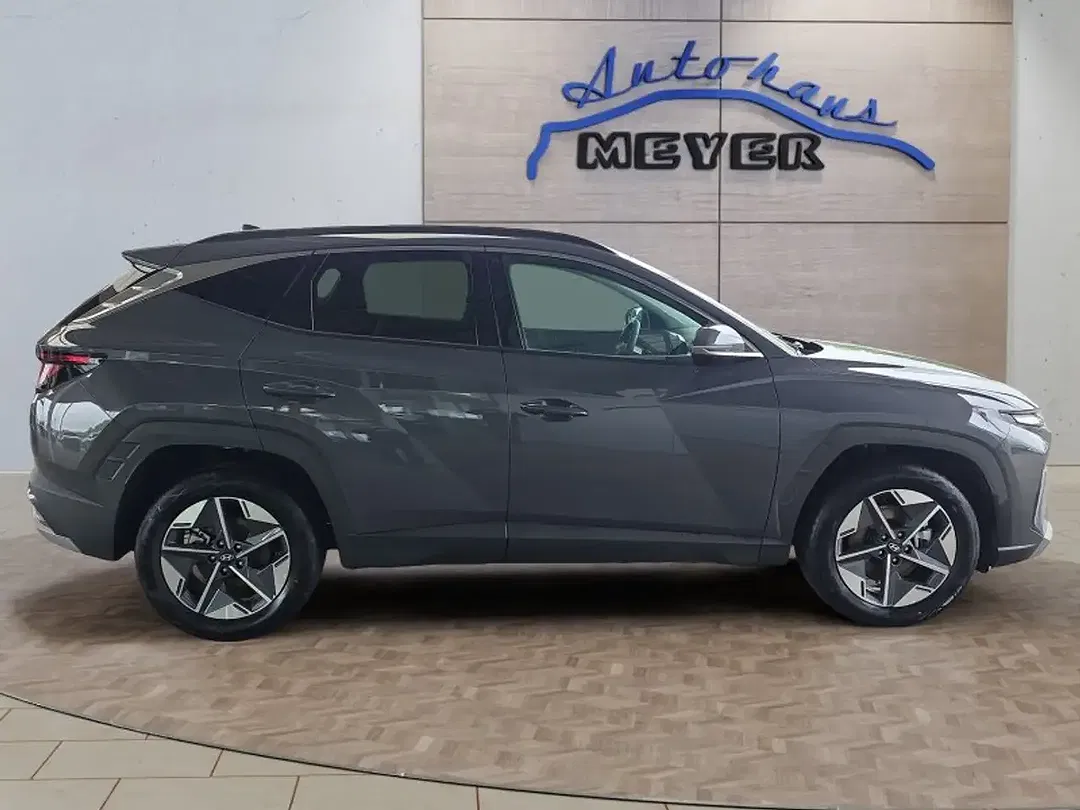 Hyundai TUCSON - Thumbnail 6