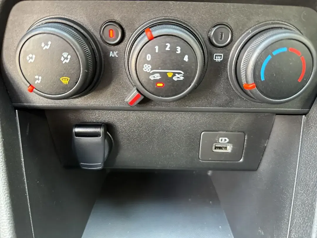 Dacia Logan - Thumbnail 15