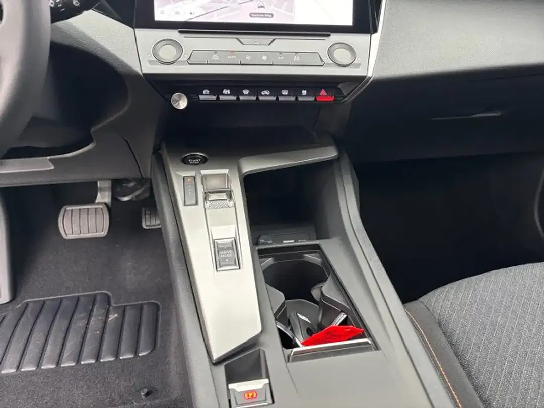 Peugeot 308 - Thumbnail 12
